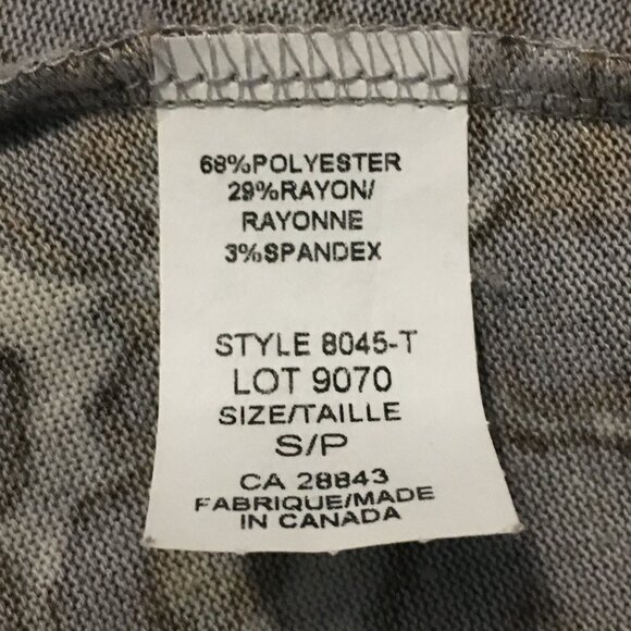 Made in Canada Jaguar Print Soft Dolman Sleeve Top - Small - Picture 10 of 15